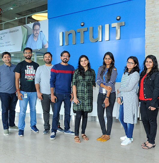 Intuit India Bangalore Team Standing In The Office Reception 