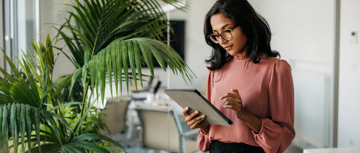 A business executive working on progress billing.